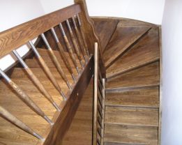 Dostępne kolory drewna